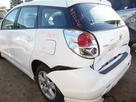 2005 Toyota Matrix White 1.8L AT #Z22040